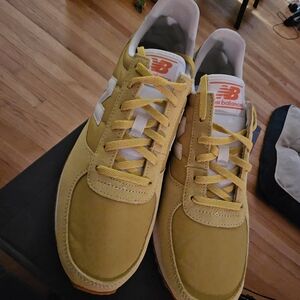 New Balance Women's Bright Yellow Sneakers